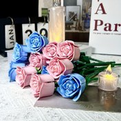 Resim Kendin Yap Yapı Bloklu Gül Çiçeği Masa Dekoru | ABS Malzeme | Sevgililer Günü, Noel ve Cadılar Bayramı Hediyeleri için Mükemmel | Çok Renkli Yapay Güller ve Şık Mum Ekranıyla Rahat Bir Ortam 