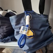 Resim Voleybol Anahtarlık - Nylon Paracord Askılı, Spor ve Açık Hava Aksesuarı | Dayanıklı & Hafif Tasarım, Erkekler ve Kadınlar için Mükemmel Hediye, Voleybol Tutkunları İçin Çanta, Telefon ve Anahtarlar için 