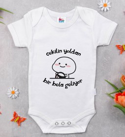 Resim Bitmeyen Kartuş Bk Kids Bir Bela Geliyor Tasarımlı Beyaz Bebek Body Zıbın-1 