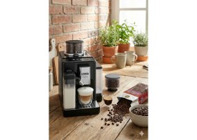Resim Delonghi Rivelia Tam Otomatik Kahve Makinesi 16 Farklı Içecek - Bean Switch - 3.5"" Renkli Ekran - Siyah - 2kg Kahve EXAM440 
