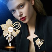 Resim Lüks Çekicilik| Parıldayan Kristaller ve İnci Vurgulu Şık Altın Tonlu Çiçek Broşu - Kadınlar için Şık Çinko Alaşım Moda Aksesuarı, Elbiseler & Blazerler için Mükemmel 
