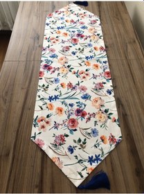 Resim Huzurlu Bahçe Desenli Runner Çok Renkli 