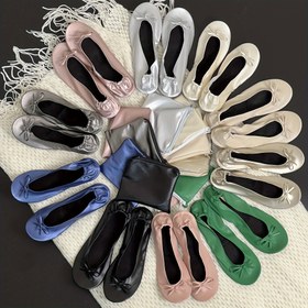 Resim Kadınların Taşınabilir Bale Düzleri, Düz Renkli Yumuşak Tabanlı Dans Eğitim Ayakkabıları, Pouch ile Rollable Düğün Düz Ayakkabıları 