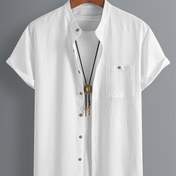 Resim Erkek Minimalist Düz Renk Rahat Gömlek Bulut Gibi Yumuşak Açık Bej Nefes Alabilen Kumaş, Cep, Düğme Süslemesi, Stand Yaka, Tam Açık Ön Tasarım Günlük Rahatlık ve Şehir Açık İş Stili Yaz Yeni Kısa Kollu Gömlek 