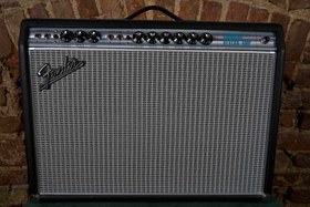 Resim Fender '68 Custom Vibrolux Reverb Elektro Gitar Amfisi (2.El) 