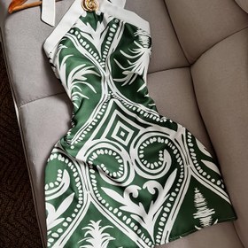 Resim AAA Kadın Y2K Tarzı Yeşil ve Beyaz Baskılı Halter Boyun Çapraz Ön Elbise - Kolsuz Yaz Parti Elbisesi Tatil, Tarih Gece ve Rahat Geziler için, Tatil Kıyafeti, Y2K Modası, Zarif Tasarım, Şık Kumaş 