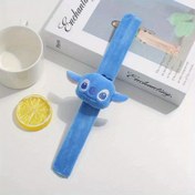 Resim Disney Stitch & Paa Bileklik - Sevimli Karikatür Çift Tasarımı, Yumuşak Polyester Peluş Cazibe, Disney Hayranları İçin Eğlenceli Hediye, Mavi Beyaz Gözler ve Sarı Vurgularla, Disney Aksesuarları 