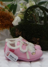 Resim Fort Gzr 03366 Pembe Anaokulu Kreş Ev Kız Çocuk Panduf Ayakkabı Pembe 