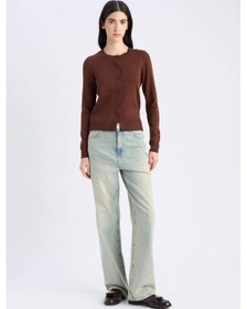 Resim DeFacto Regular Fit Bisiklet Yaka Basic Düz Triko Hırka D6282AX25SPBN311 Kahve 