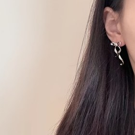 Resim Şık Fiyonk Kurdele Sallantılı Küpeler - Çinko Alaşım, Demir Çiviler, Günlük ve Tatil Kullanımı İçin Mükemmel 