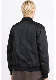 Resim Nike Destroyer Woven Syntehic Fill Oversize Womens Jacket Sentetik Dolgulu Oversize Çıtçıtlı Kadın Ceket Siyah Siyah 