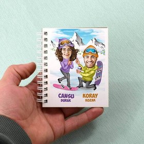Resim Kış Tatilinde Aşk Karikatürlü Defter 