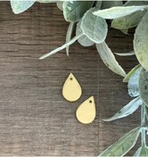 Resim YENİ HEDİYELİK DÜNYAM Çeşitli Tasarımlarda Arkası Yapışkanlı Delikli 3cm 10 Tane Akrilik Malzeme 