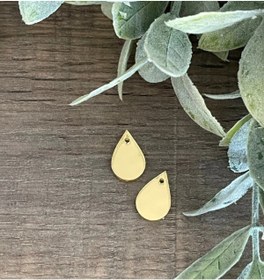 Resim YENİ HEDİYELİK DÜNYAM Çeşitli Tasarımlarda Arkası Yapışkanlı Delikli 3cm 10 Tane Akrilik Malzeme 