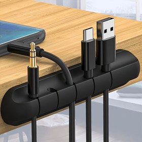 Resim Masaüstü, Ev, Ofis ve Araba için Çoklu Yuva Kablo Düzenleyici Klipsi - USB ve Ses Kabloları için 5 Yuvalı Siyah Plastik Tel Yönetim Sistemi, Gece Masası Tel Tutucu Aksesuarı, 1 Adet, Ofis Kablo Düzenleyici | Pratik Kullanım Klipsi | Güvenlik Kablo Klipsi, Kablo Kelepçesi 