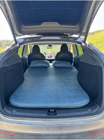 Resim TESLA nest aracına uyumlu yatak tüm araç kullanılacılarına özel olarak tasarlanmış 