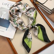 Resim Kadınlar için Boho Şık Çiçekli Kare Eşarp - 69.85cm Yumuşak Polyester Boyun & Baş Sarma, Beyaz//Kırmızı/Siyah Renklerde Çok Yönlü Şal, Günlük Geziler İçin Mükemmel, Nefes Alabilir & Rüzgar Geçirmez Tasarım, Saç Eşarpı 
