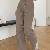 Resim Kadınlar için Rahat Geniş Bacaklı Pantolonlar - Ayarlanabilir Bağcıklı Bel - Hafif Gri, Bol Kesim, Çoklu Cep, Rahat Düz Bacak Tasarımı - Rahat Kıyafetler İçin, Moda | Bağcıklı Bel Pantolonları | Pürüzsüz Dokulu Kumaş 