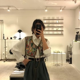 Resim Renkli Çiçek Desenli Urzan Yeni Modern Tatil Stili Şık Kadın Atlet 
