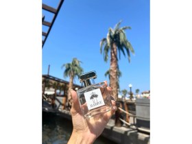 Resim Les Tierre Massive Hibiscus Aura(Hibiscus Mahajad) Hibiskus, Gül, Vanilya Temalı Çiçeksi Kadın Parfümü 50 ml 