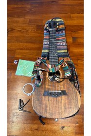 Resim Castamar Profesyonel Concert Ukulele Seti 