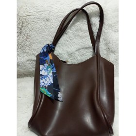 Resim Büyük Boy Kol Çantası Fular Kol Kayışında Fular Detaylı 