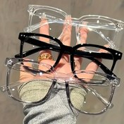 Resim Unisex -Glare Gözlükleri - Şık Kampüs Stili - Şeffaf Siyah Çerçeve - Yüz Geliştirme Tasarımı 