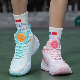 Resim Çiftlerin Sokak Stili Açık Hava Basketbol Ayakkabıları, Oyuncular İçin Profesyonel Alçak Top Sneakerlar, Kaymaz Özelliklere Sahip Kapalı Yarışmalar ve Spor Eğitimleri İçin Tasarlanmıştır. 