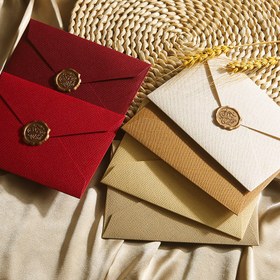 Resim 64 adet Premium Keten Zarf ve Mektup Seti - Düğün, Ofis, Parti için DIY Davet Kiti | Noel, Şükran Günü, Sevgililer Günü, Anneler Günü, Yeni Yıl (12 Zarf, 40 Kağıt ve 12 Mumlu Kapatma) 