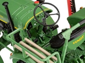 Resim Revell Model Set 1:24 Fendt F20 Dieselross Tractor 67822 