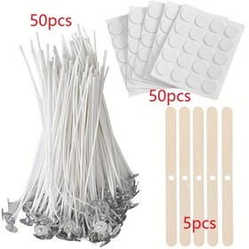 Resim 105 parça mum yapım kiti: 50 adet 14.99 cm uzunluğunda 40 katlı fitiller, 50 adet mum fitil çıkartmaları ve soya ve arı mumları için 5 ahşap mum fitili tutucu 