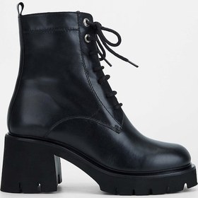 Resim Tamer Tanca Kadın Hakiki Deri Siyah Deri Casual Bot 33 33002 Bn Bot Sk23/24 Sıyah Dr Siyah 
