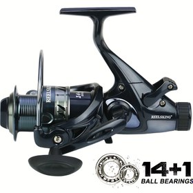 Resim Karp Balıkçılığı İçin Tasarlanmış Bir Balıkçılık Makinesi, 20 Kilogram/44.09 Pound Maksimum Yük Kapasitesi ile. Metal Yapıya Sahiptir ve 3000-6000 Boyutlarında Mevcuttur, Çift Sürükleme Sistemi ve 5.2:1 veya 4.9:1 Dişli Oranları ile, Karp, Alabalık, Levrek, Balık ve Siyah Balık Yakalaması İçin Uygun. 