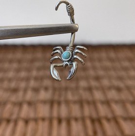 Resim 316 L Cerrahi Çelik Anti Alerjik 10 Mm Firuze Taşlı Akrep Model Göbek Piercingi Çok Renkli 