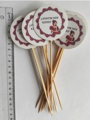 Resim 15 Cm Uzun Kürdan - 20 Adet Kişiye Özel Yuvarlak Bayraklı Kına Hatırası Pasta Kürdanı -1 