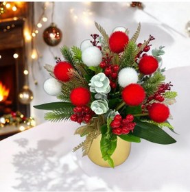 Resim Yapay Çiçek Aranjman Gold Vazoda Yılbaşı Çiçeği Kırmızı Kokina Ve Ponponlar 