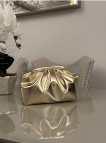 Resim Çanta Trend Kadın Siyah Rengi Parlak Suni Deri Askılı Clutch Günlük Ve Abiye Çanta 