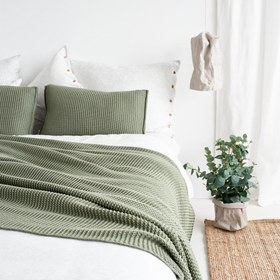 Resim SENSE YEŞİL YATAK ÖRTÜSÜ 