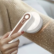 Resim Taşınabilir Şarj Edilebilir Tüy Toplayıcı ve Temizleme Fırçası, Mobilya ve Halılar için Etkili Kumaş Kazıyıcı, USB Şarjlı Elektrikli Tüy Toplama Aparatı, Kazaklar, Battaniyeler ve Döşemelikler için Taşınabilir Giysi Tüy Kesici 