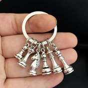 Resim Vintage Satranç Anahtarlık - Çinko Alaşımlı Metal Anahtarlık 8 Satranç Parçası ile, Araba ve Çanta Aksesuarları için İdeal, Satranç Tutkunları için Yaratıcı Hediye, Satranç Aksesuarları 