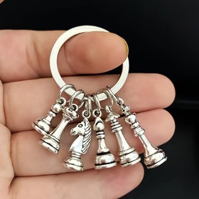 Resim Vintage Satranç Anahtarlık - Çinko Alaşımlı Metal Anahtarlık 8 Satranç Parçası ile, Araba ve Çanta Aksesuarları için İdeal, Satranç Tutkunları için Yaratıcı Hediye, Satranç Aksesuarları 
