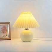 Resim Vintage Pileli Seramik Komidin Yatak, Oturma, Çocuk Odası Çalışma Masası Ve Gece Lambası KREM RENK 