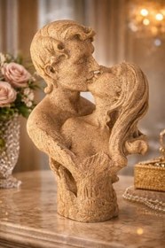 Resim Romantik Çift Heykeli – Polyester Dekoratif Biblo, Teras & Havuz Başı Dekoru 