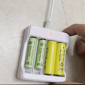 Resim 4 Yuvalı USB Akıllı Pil Şarj Cihazı AA/AAA Ni-MH Piller için - LED Göstergeli Yüksek Verimli Şarj, Evrensel USB Güç Modu, ≤36V Çalışma Voltajını Destekler - 1 Adet Dahil, Piller Hariç 