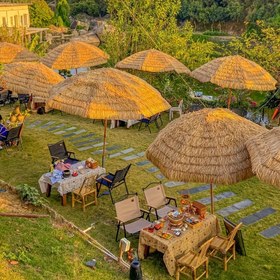 Resim Simüle Edilmiş Hasır Şemsiye, Açık Hava Güneşlik Plaj Şemsiyesi, Bahçe ve Teras Dekoratif Siper 
