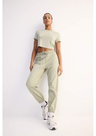 Resim DeFactoFit Crop Bisiklet Yaka Basic Düz Sporcu Kısa Kollu Tişört D7295AX25SPKH513 