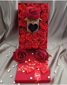 Resim İnci Mode Seni Seviyorum 18+1 Çiçekli Kutu Hediyelik Çiçek Kutusu Kırmızı Sevgiliye Eşe Hediye 