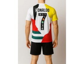 Resim Cristiano Ronaldo Tüm Takımlar Özel Konsept Görsel Çocuk Forma Takımı 4 Parça Forma Şort Çorap Bileklik Hediye 