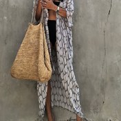 Resim Yazlık Kadın Kimono Hırka, Bikini ve Sahil Havlusu ile Plaj Örtüsü 
