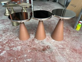 Resim Bronz Kaplama Üst Ayna ve Kahverengi Metal 3’lü Modern Yan Sehpa Seti 